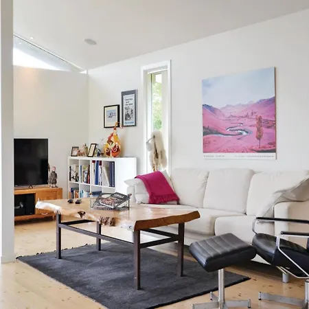 Three-bedroom Holiday In *