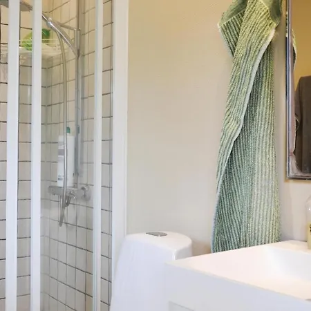 Three-bedroom Holiday In Ølsted